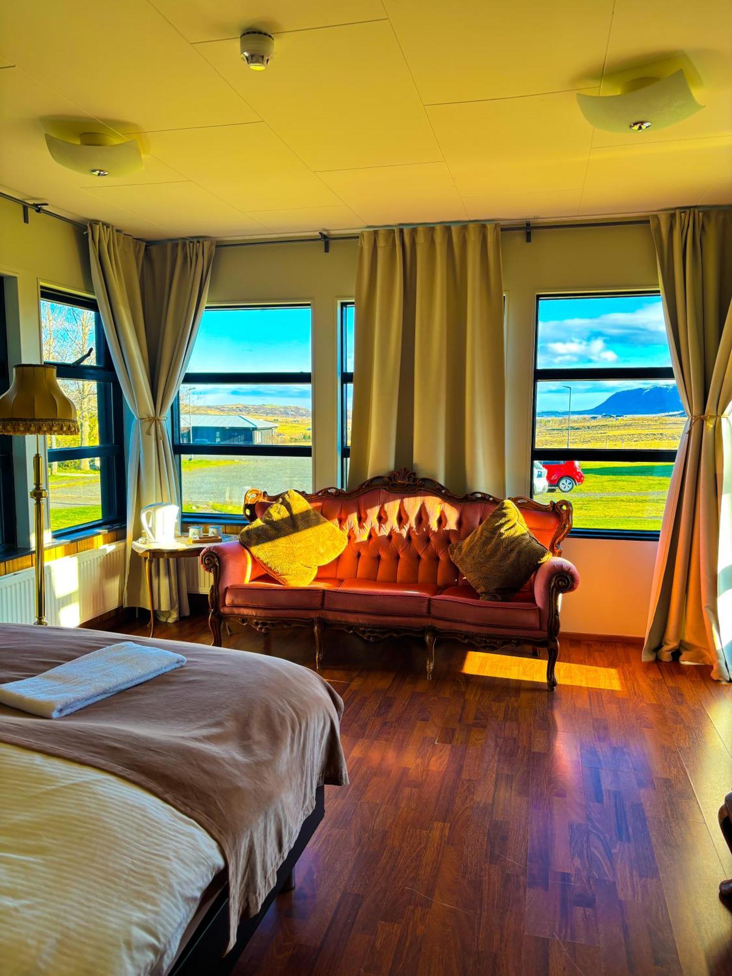 Bru Country Estate Hotel Selfoss Exterior foto